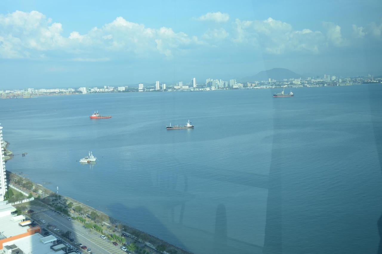 Maritime Suites Duplex Marvelous Sea View George Town Exterior photo